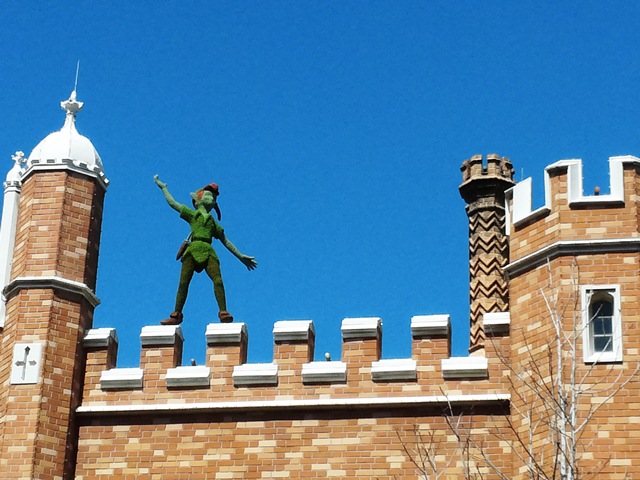 UK_Peter Pan on the Rooftop | TravelLatte